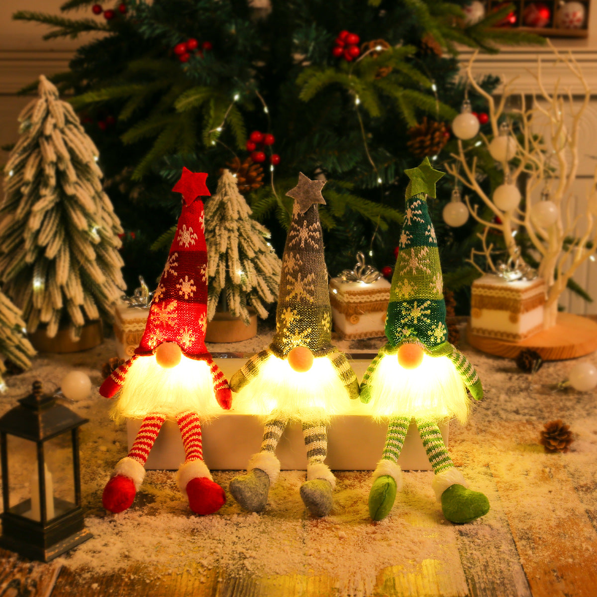 Light-up knitted Christmas gnome doll – photo 3