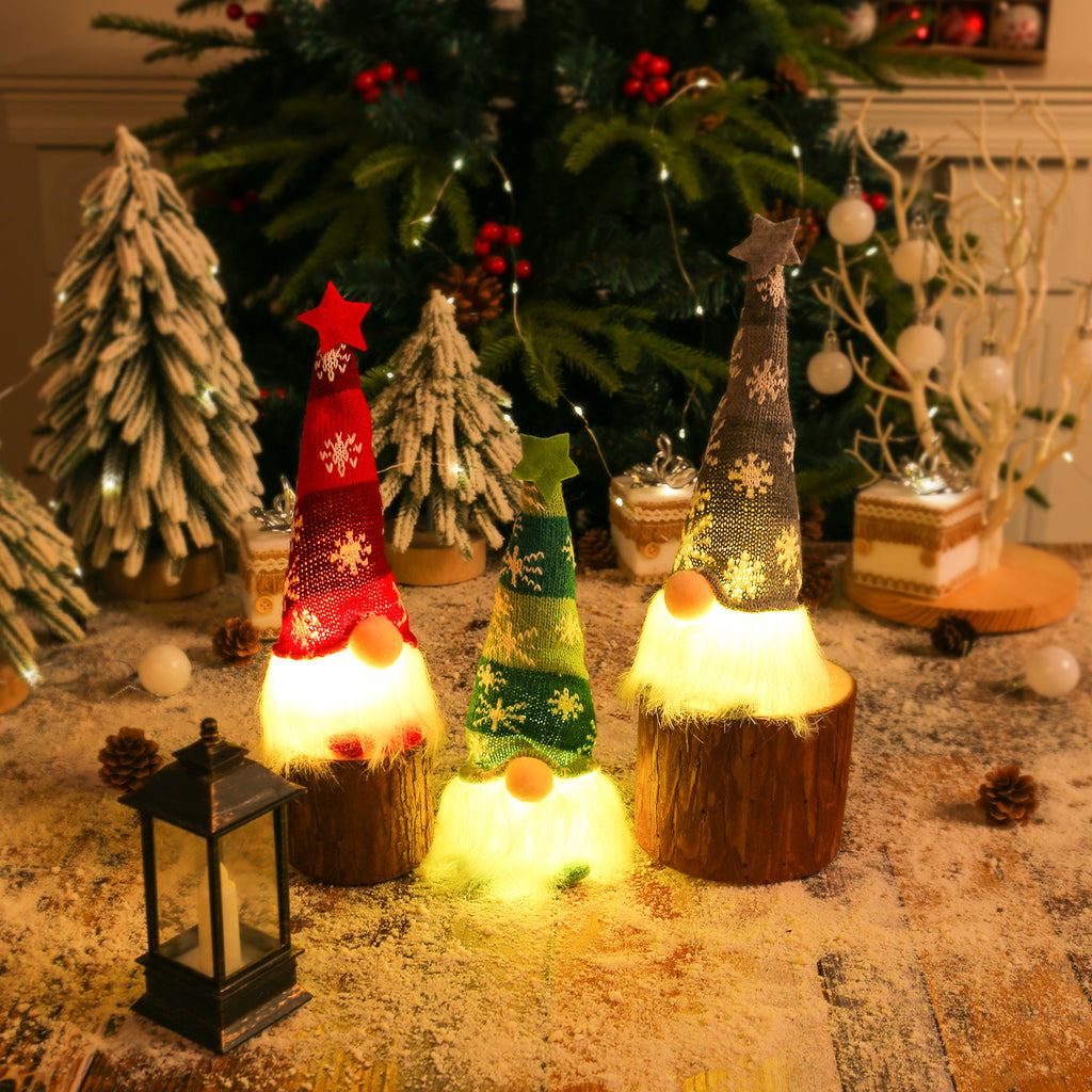 Light-up knitted Christmas gnome doll – photo 4